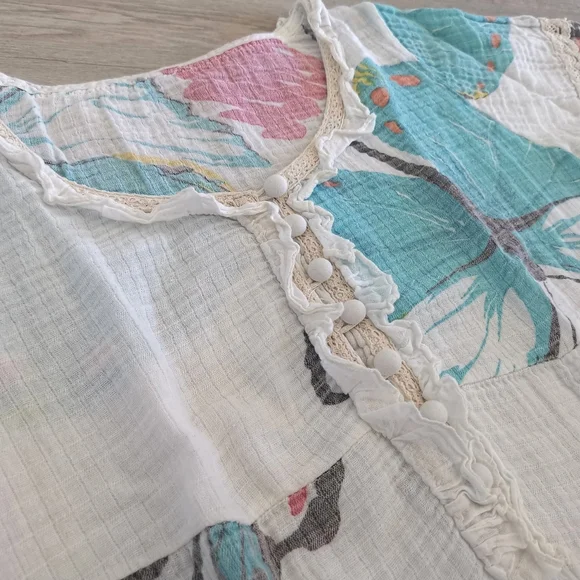 Dress - Picture 2 of 4